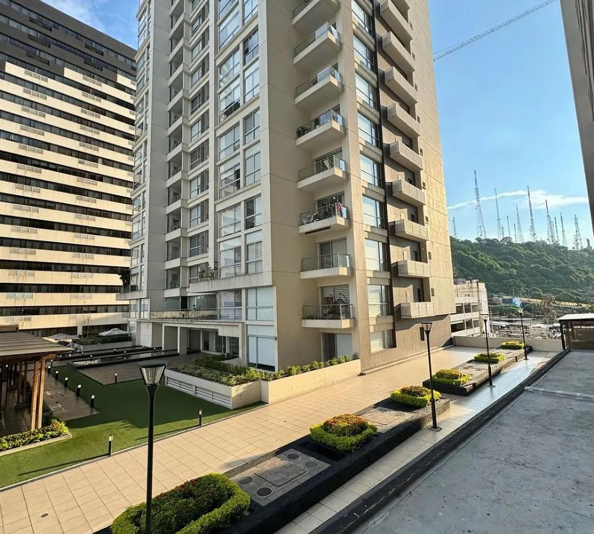 Bellini Luxury Suite - Vista Al Rio Y Ciudad Guayaquil Apartmán
