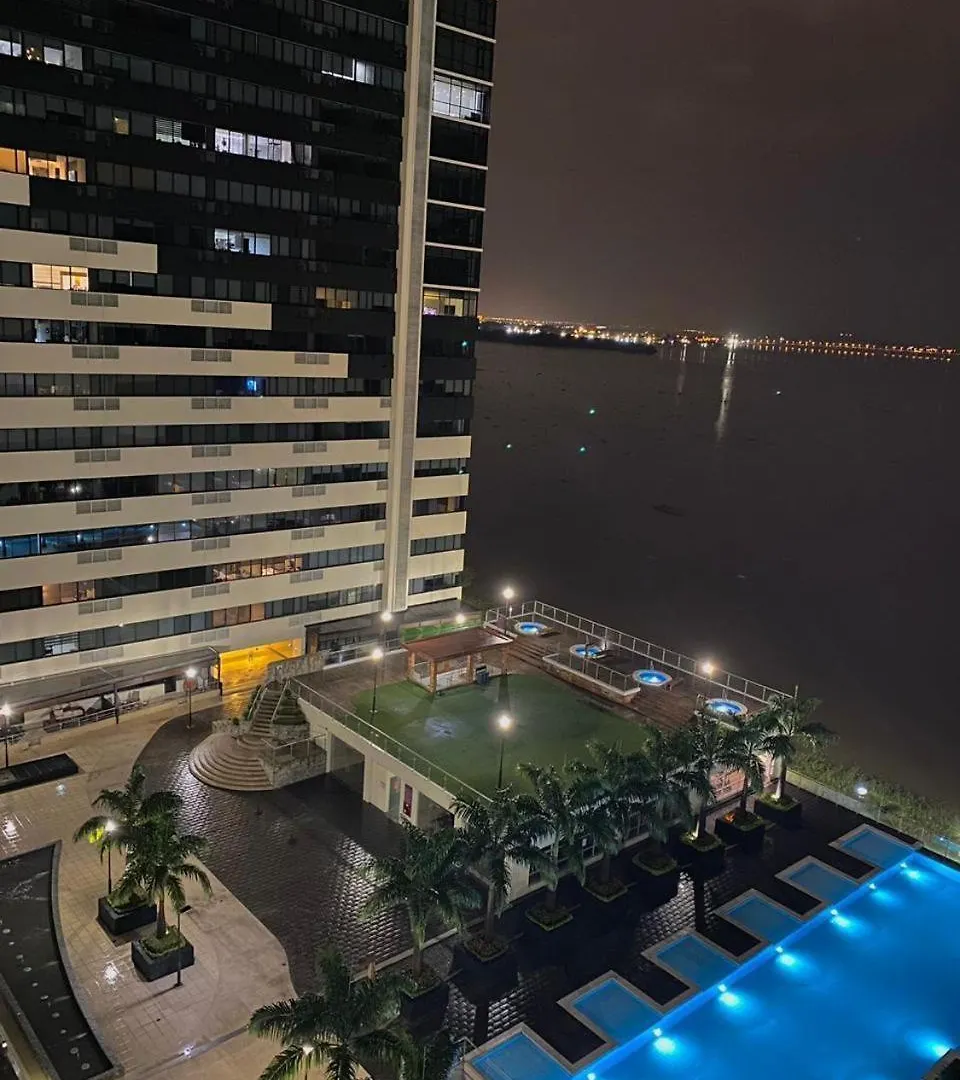 Bellini Luxury Suite - Vista Al Rio Y Ciudad Guayaquil 0*,  Ekvádor